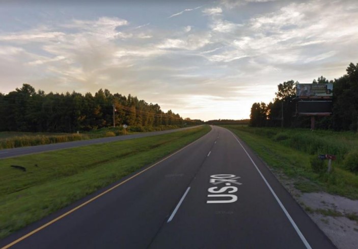 N/S US 70 .6MI. W/O DOVER EXIT F/E-BTM Media