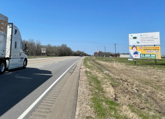 HWY 82W. .1 MILE W/O CR 32180 N/S NS Media