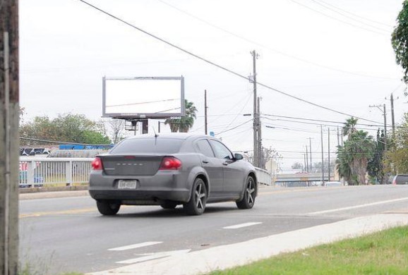 Location photo for S Flores St near S. Flores & Pruitt, Harris (San Antonio)