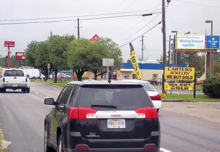 Location photo for Hwy 43 S near Pine Tree Plaza Shopping Center (Picayune)