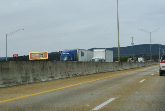 I 24 @ Willams St SS Media