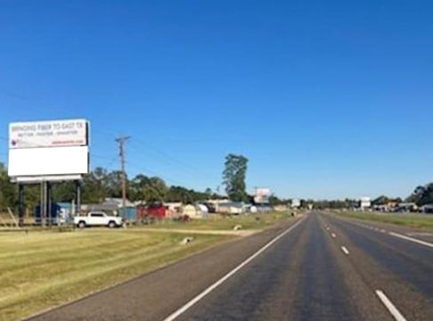 4142 HWY 190 W,4142 HWY 190 W, on N/O 190, 2.6 miles W/O US 59 (Superface) Media