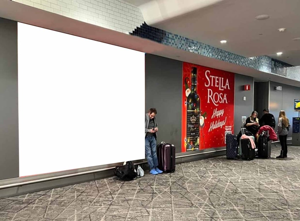 Static in LA GUARDIA AIRPORT, NY