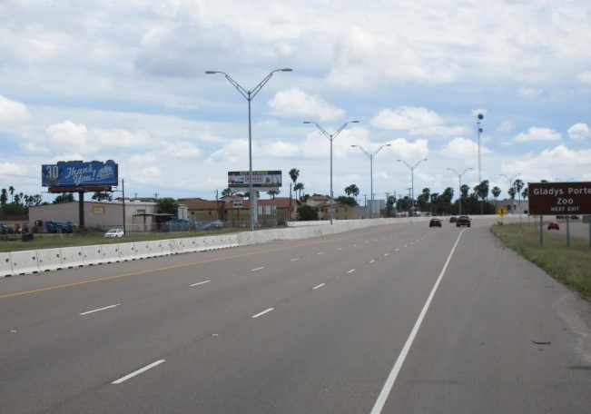 ES 454 N EXP77 300'N/O LOS EBANOS BRO Media