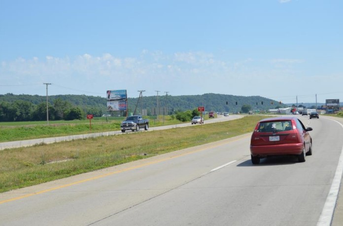 Location photo for Co Rd 621 near Canal Boat Landing Monticello III (Coshocton)