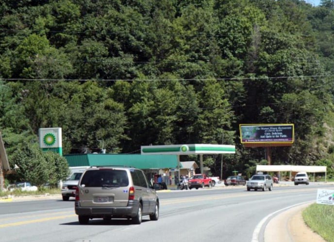 Location photo for US-321 near Sterling Creek Park (Blowing Rock)