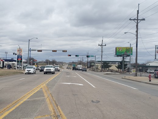 101 SE Lee Blvd Media