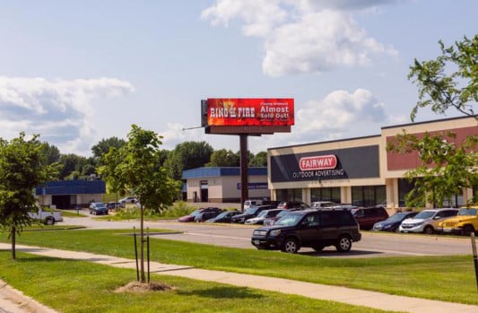 Location photo for 41st St NW near 41 St NW and West of 31 Ave NW, Lincolnshire - Arbor Glen (Rochester)