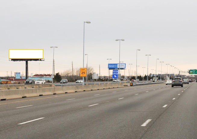 Location photo for Black Horse Pike near Rt-40/322 at Fox Pl (Pleasantville)