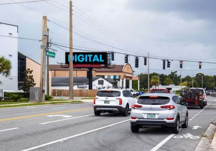 Location photo for Edgewater Dr near Edgewater Dr and Ellis Dr (Orlando)