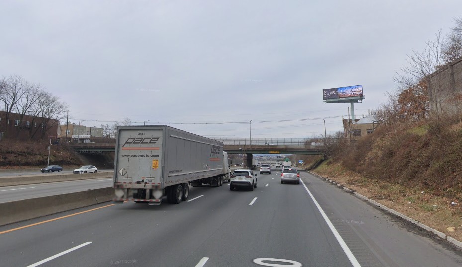 Location photo for Queen Anne Rd near Queen Anne Rd at Cypress Ave (Bogota)