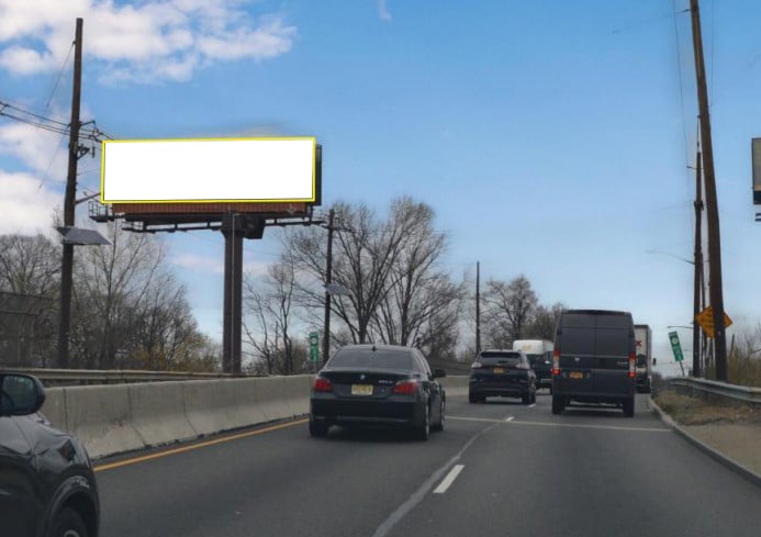 Location photo for RT 17 N 2mi N/O I-80 (Rochelle Park)