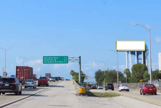 Location photo for N 29th Ave near One Oakwood Plaza, Oakwood (Hollywood)