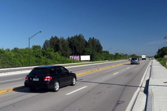 Location photo for U.S. Rte 1 near Hallstrom House -Pineapple Plantation (Vero Beach)