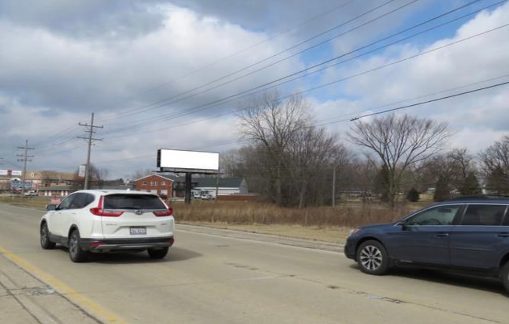 Location photo for Northwest Hwy near STONE HILL CENTER (Fox River Grove)