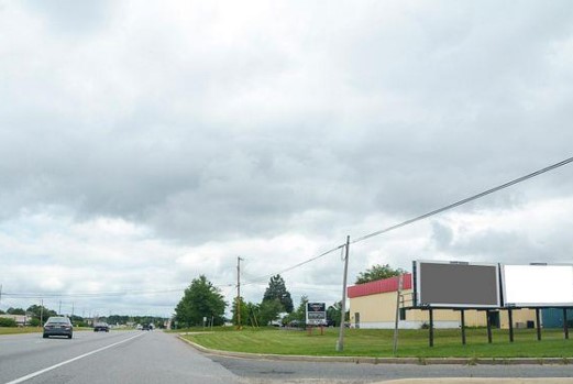 Location photo for Crain Hwy (Waldorf)