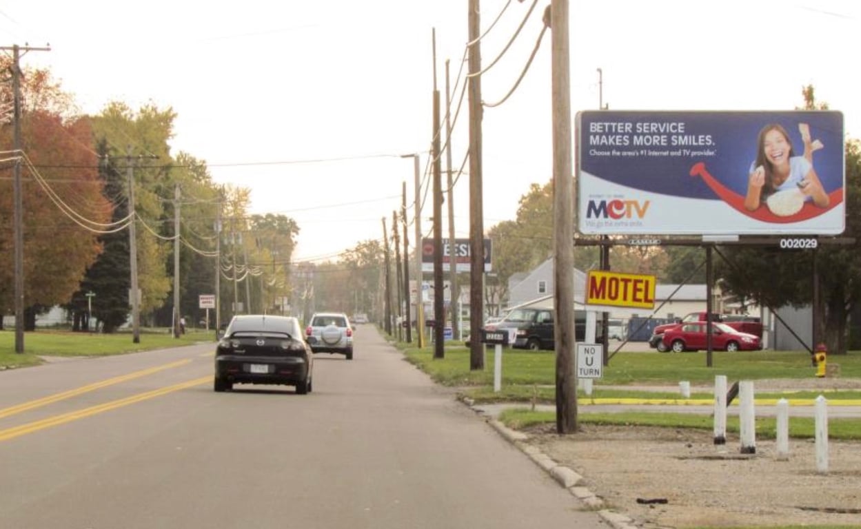 SR 172 Lincoln St SS 400ft W/O Kenyon Av F/W - 2 Media