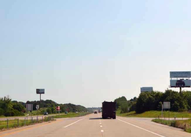 S/S HWY 54 4 MI W/O RT. H, E/B TOP Media