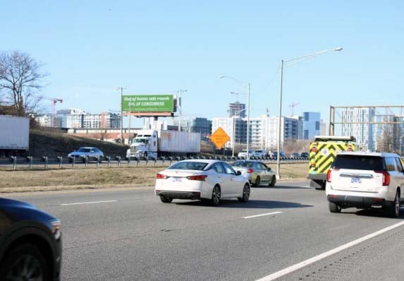 I-65 W/S 500' S/O I-40/I-65 Merger Media