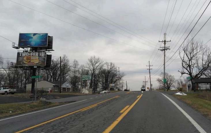 Rt 115, Charlestown Rd, @ OakCrest Motel, Upper Media