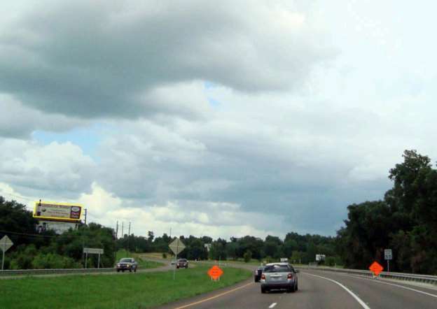 US 27 W/S 2000' S/O LAKERIDGE WINERY (Top) Media