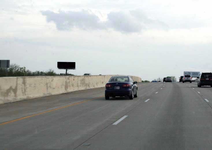 E/S I-69, .1 M/N ILLINOIS RD-SR 14 F/N Media