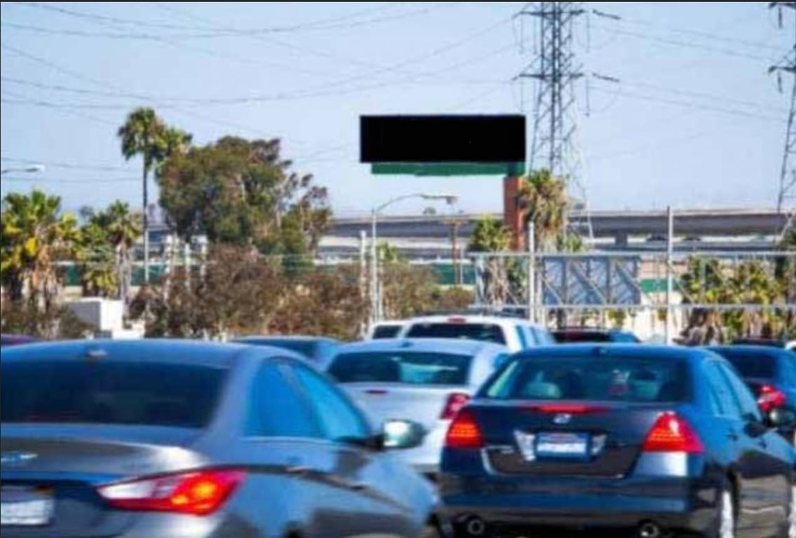 Location photo for W 30th St near Paradise Marsh (National City)