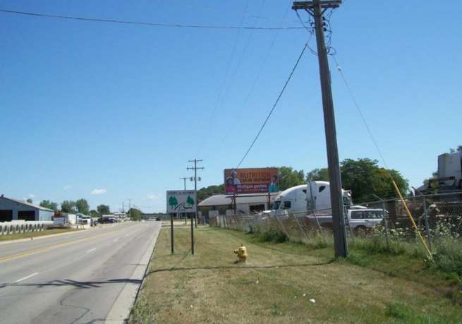 2712 Chicago Dr 0.25 mi W/O Byron Center Ave SS Media