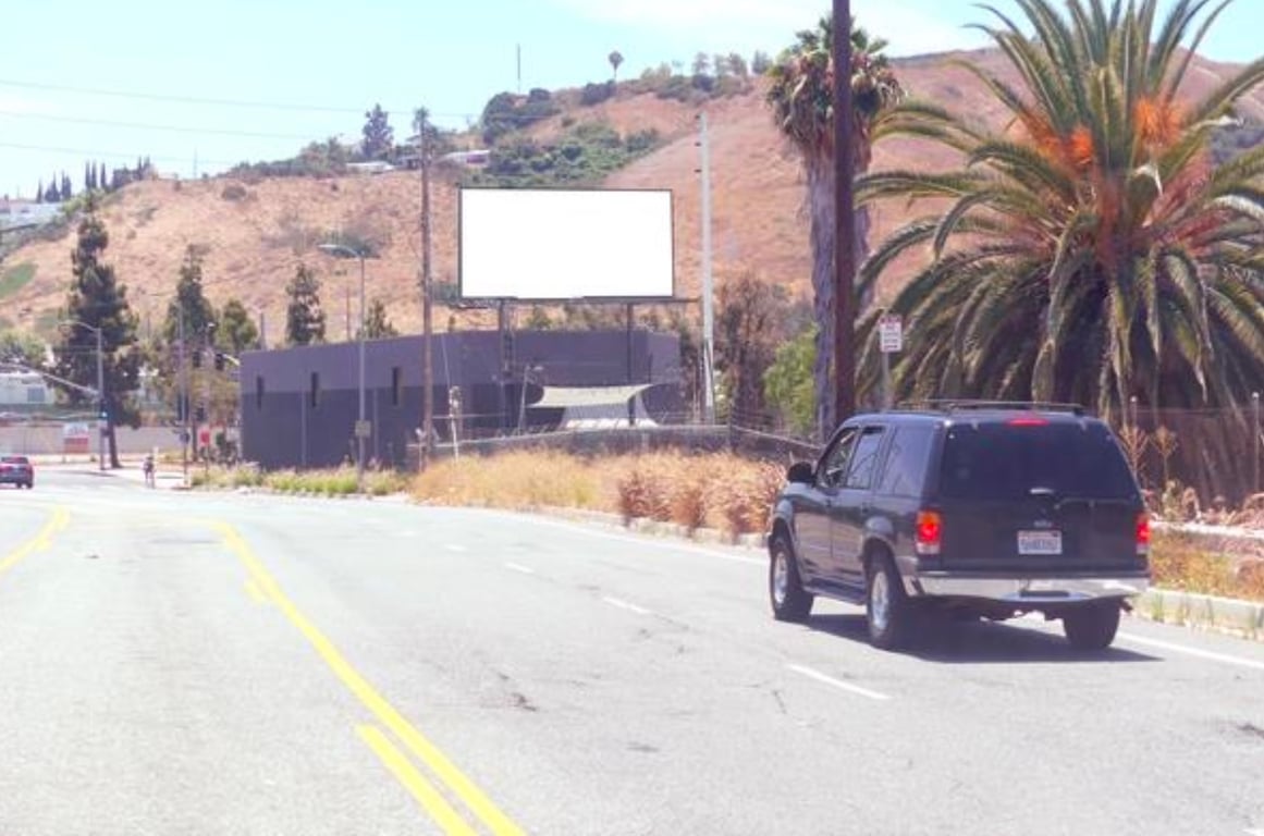 Location photo for Obama Blvd near Ballona Creek Bike Path trailhead, South Los Angeles (Los Angeles)