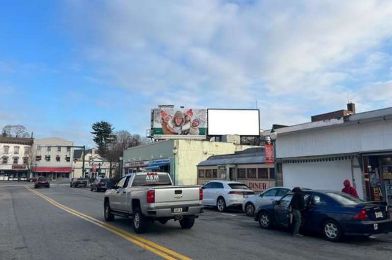 Location photo for Bank St near SUNY Westchester Community College Peekskill (Peekskill)