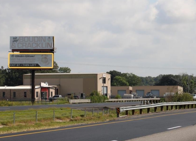 Location photo for Service Rd near 318 Gossen Memorial Dr (Rayne)