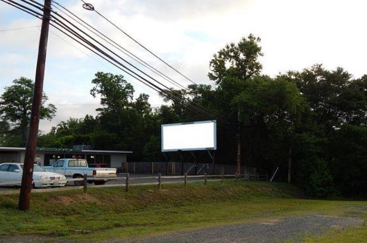 Location photo for White Oak Rd near 501 - Chatham Heights Rd. (Earl's True Value Hardware) (Fredericksburg)