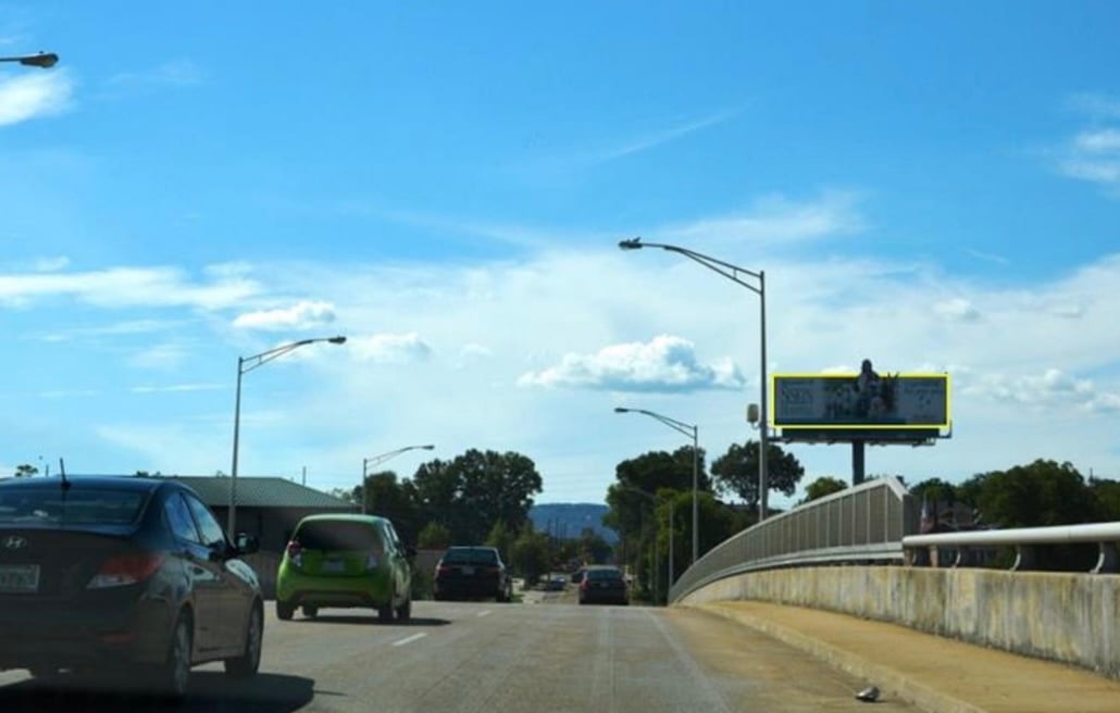 McCallie Ave 900 ft E/O Central Ave NS F/E - 2nd Media