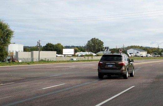 Location photo for 3rd Ave W near 10 Av at Adams St NW corner (Shakopee)