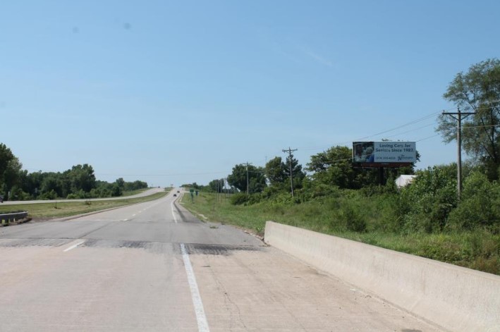 West Side of Rt. 61 5 Miles South of Ford Madison, IA S/B Media