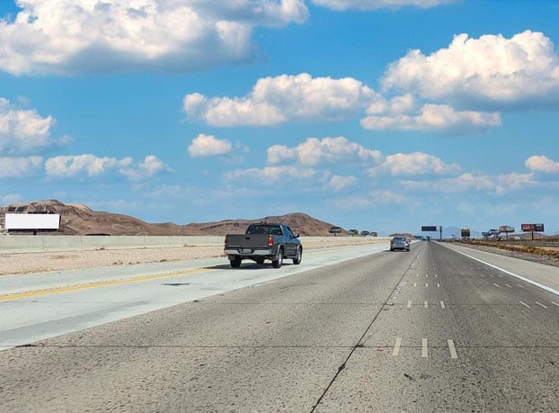 I-15 1.20 mi S/O Sloan W/S F/S Media