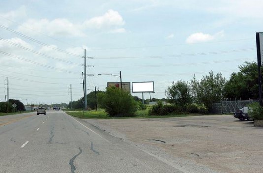 Location photo for 33rd St S near FM 1765 @ Stripes (Texas City)