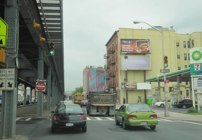 Location photo for Atlantic Ave near Restoration Plaza, Bedford-Stuyvesant (Kings County)