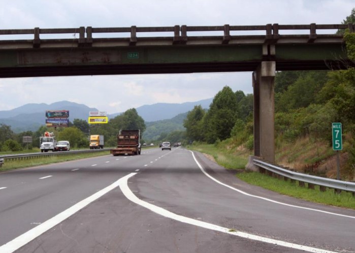 I-40 S/S .4 MI W/O SR 1234 Media