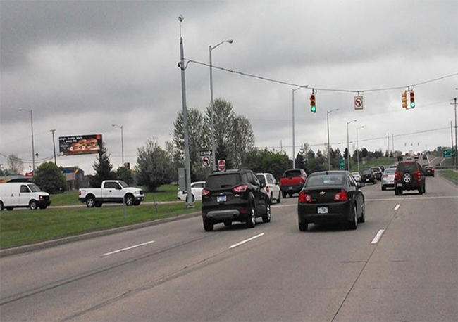 Location photo for Hall Rd near Delco Plaza (Utica)