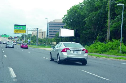 Location photo for Richmond Hwy near Old Richmond Hwy & Cameron Run Ter (Alexandria)