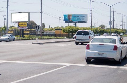 Location photo for W Lane Frontage Rd near DaVita Delta Sierra Dialysis Center, Valley Oak (Stockton)