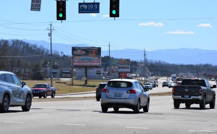 TN 66 .2 S/O BOYDS CREEK BTM ES FN TRI-V Media