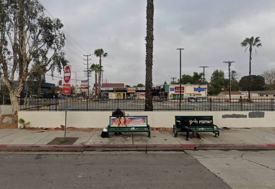 Location photo for Chandler Blvd near Laurel Canyon / G Line, Valley Village (Los Angeles)