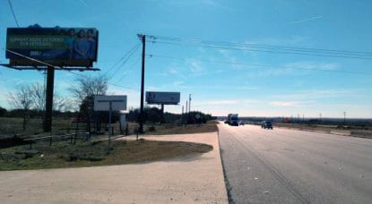 E/S US 183 N @ SH 29 Media