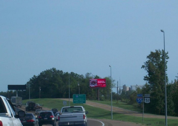 I-55S .35 MI S/O MCDOWELL RD E/S F/S Media