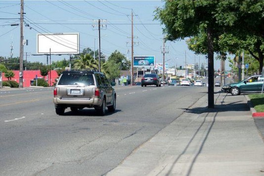 Location photo for Fair Oaks Blvd near Fair Oaks Blvd & California Ave (EB) (Carmichael)