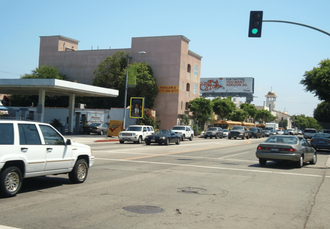 Location photo for S Robertson Blvd near Robertson / Cashio, Pico-Robertson (Los Angeles)