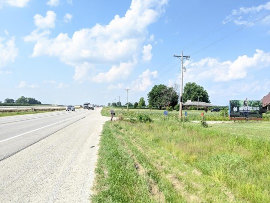 US 61 6.3 mi N/O US 34 ES F/S Media