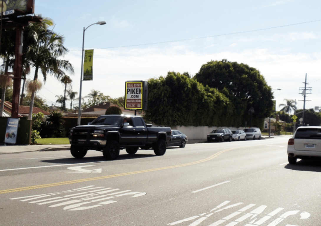 Location photo for S Robertson Blvd near Robertson / Sawyer, Mid-City (Los Angeles)